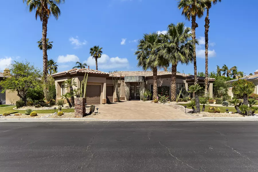 35 Gibraltar DR, Palm Desert, CA 92211