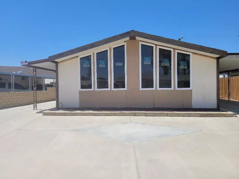 33061 Westchester DR, Thousand Palms, CA 92276