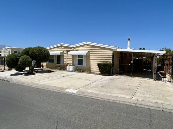 33111 Guadalajara DR, Thousand Palms, CA 92276