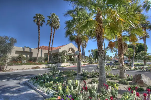 43758 Avenida Alicante, Palm Desert, CA 92211