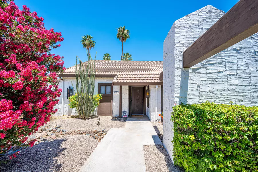 2441 S Gene Autry TRL #F, Palm Springs, CA 92264