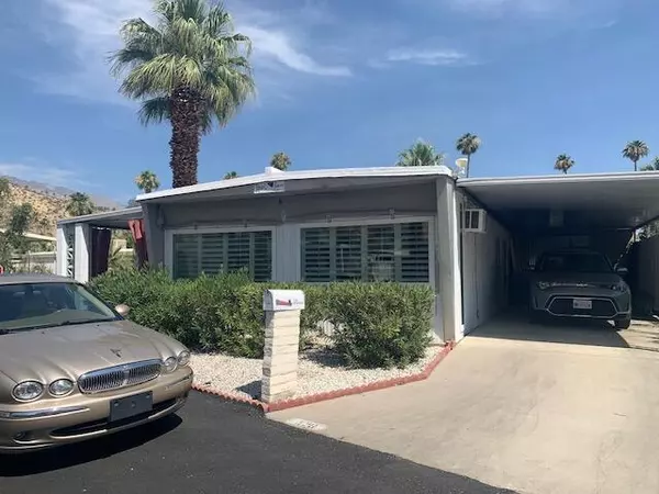 Palm Springs, CA 92264,226 Newport DR