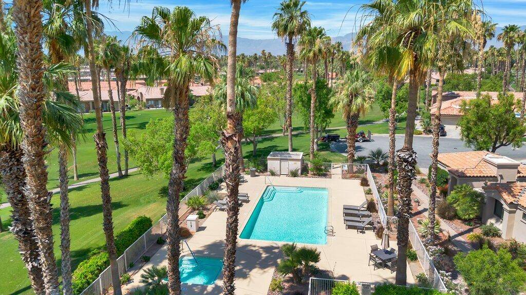 38951 Wisteria DR, Palm Desert, CA 92211