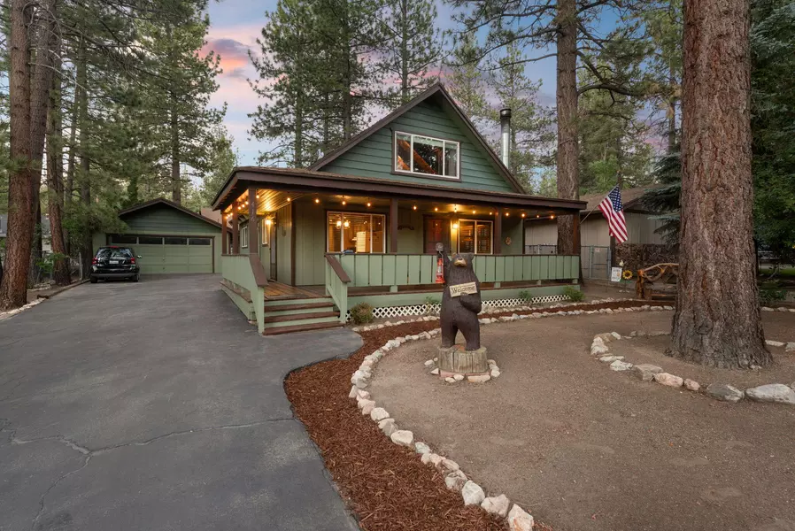 416 Dorset DR, Big Bear City, CA 92314