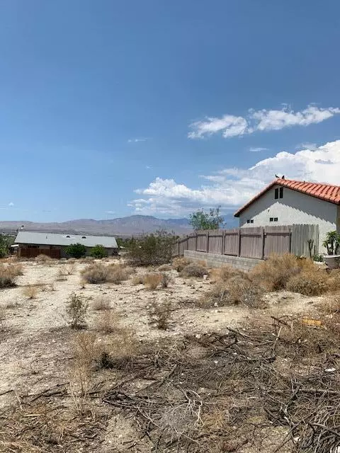 Desert Hot Springs, CA 92240,12415 Pomelo DR