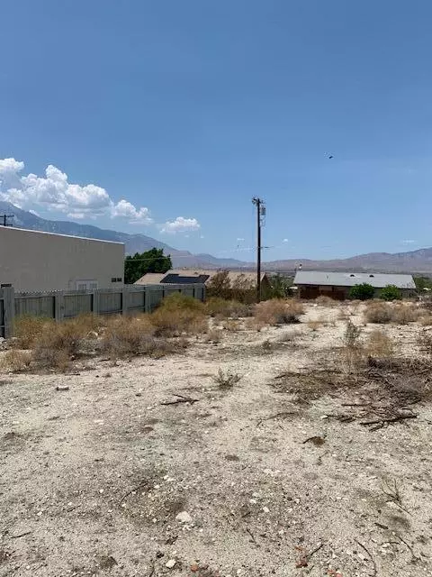 Desert Hot Springs, CA 92240,12415 Pomelo DR