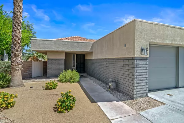 1498 Sunflower CIR, Palm Springs, CA 92262