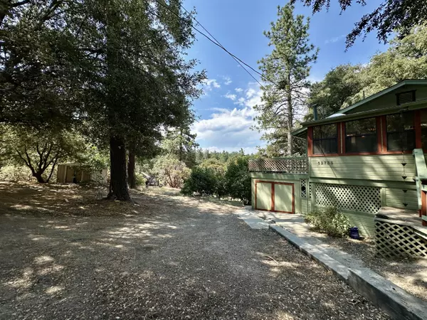 Idyllwild, CA 92549,52735 Sugar Pine DR