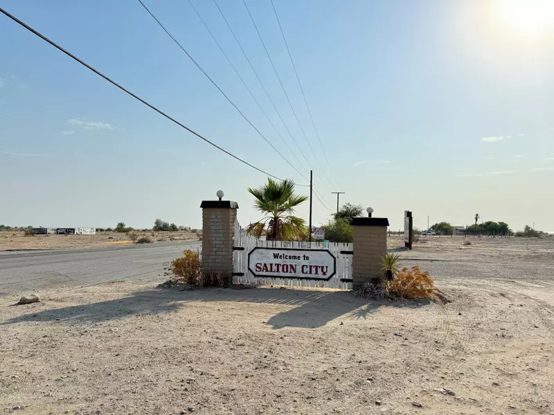 2497 Sea Lite AVE, Salton City, CA 92274