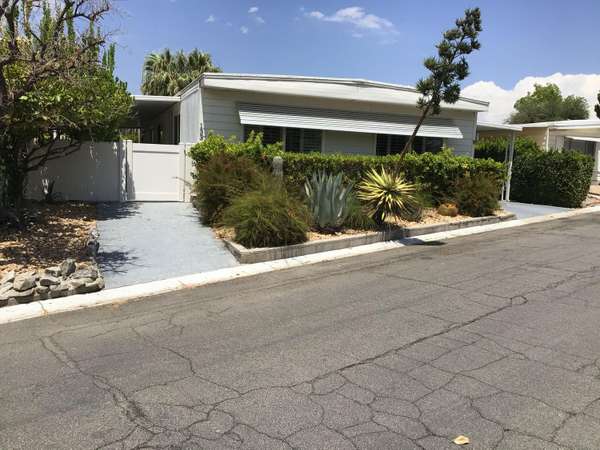 133 Calle Arriba, Palm Springs, CA 92264