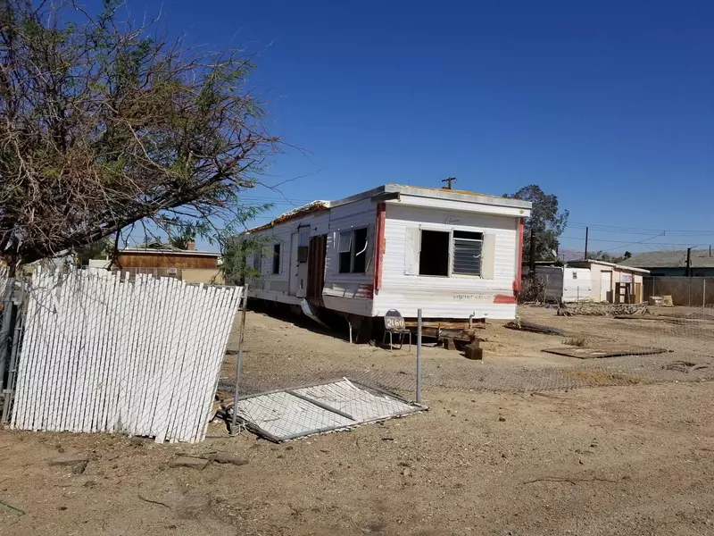 2160 3rd ST, Bombay Beach, CA 92257