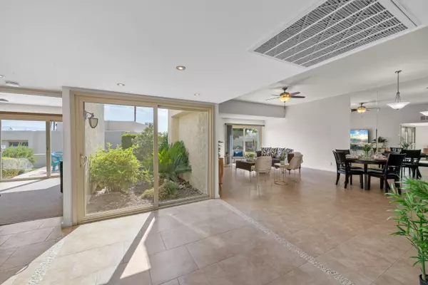 Palm Springs, CA 92264,1640 Miramar PLZ