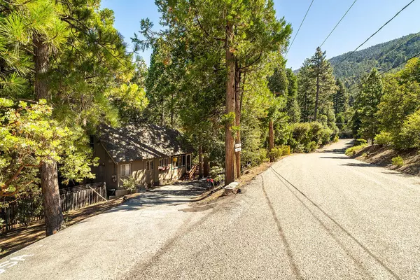 Idyllwild, CA 92549,26195 Hemstreet PL