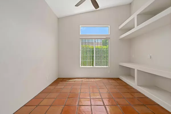 La Quinta, CA 92253,51460 Avenida Juarez