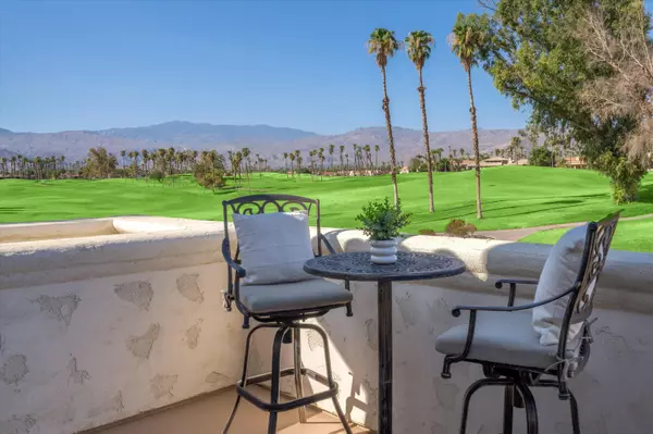 239 Vista Royale CIR, Palm Desert, CA 92211