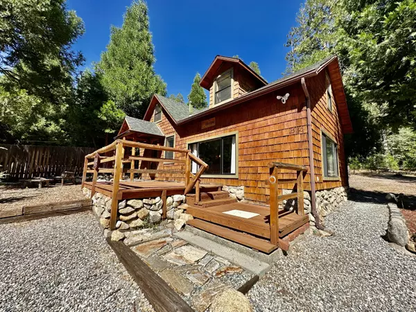 Idyllwild, CA 92549,25150 Lodge RD