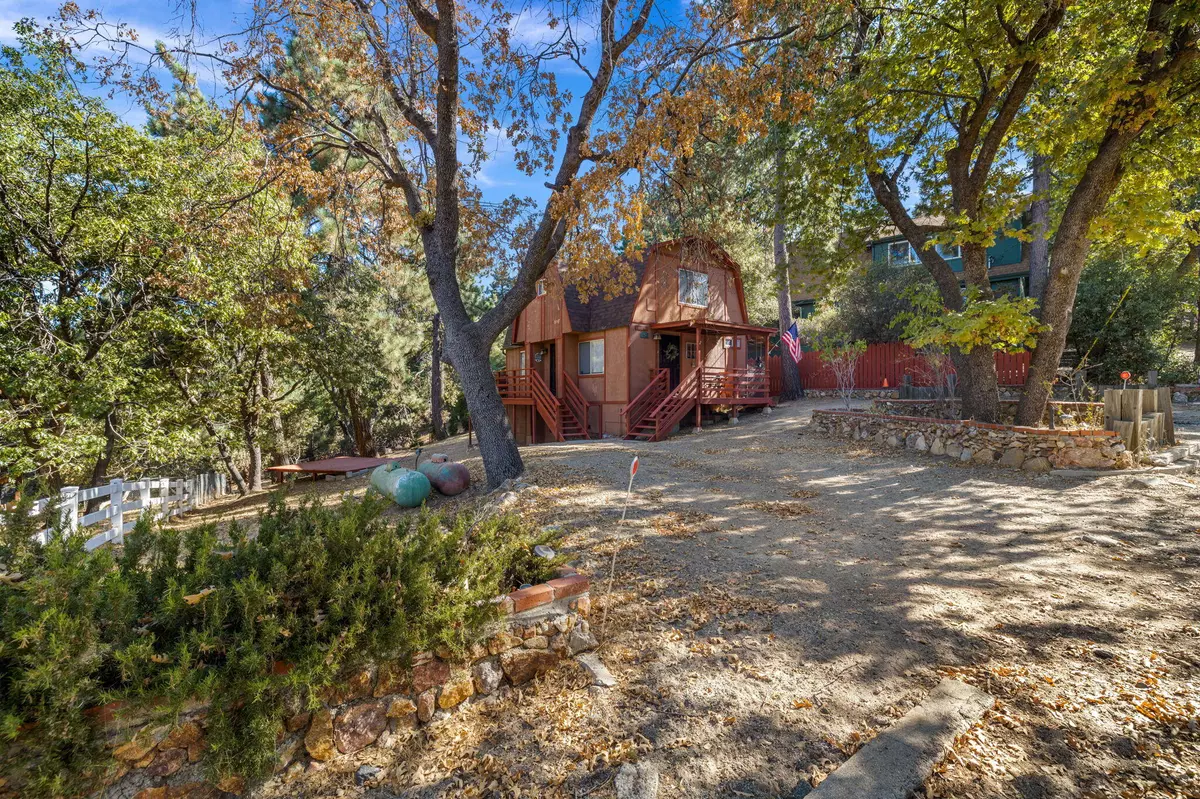 Idyllwild, CA 92549,54370 Valley View DR