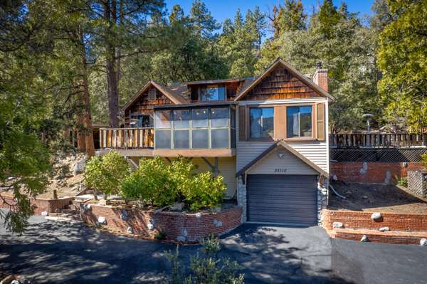 25110 Highway 243,  Idyllwild,  CA 92549