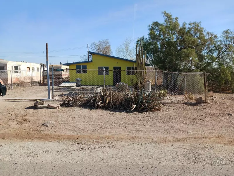 9548 Avenue D, Bombay Beach, CA 92257