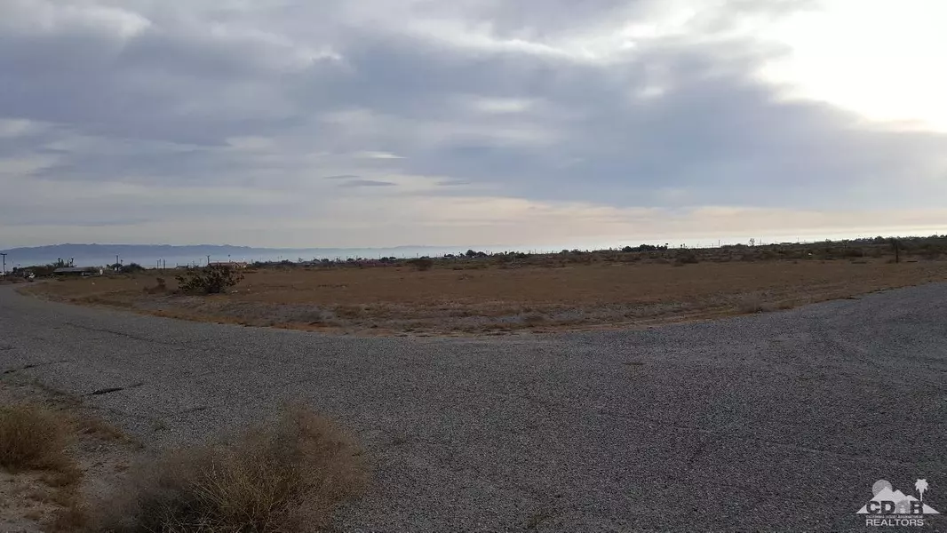 1133 Sea Wind AVE, Thermal, CA 92274