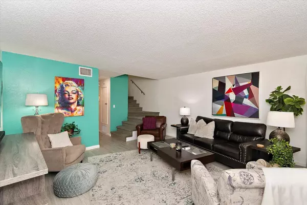 Palm Springs, CA 92262,2074 N Mira Vista WAY