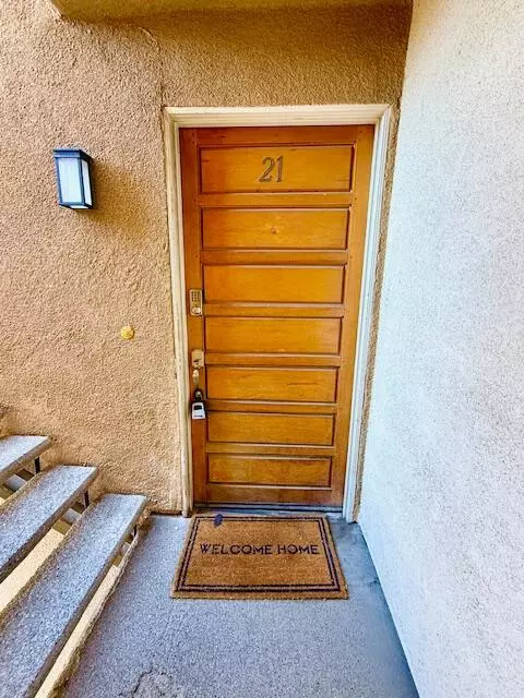 Cathedral City, CA 92234,32200 Catheal Canyon DR #21