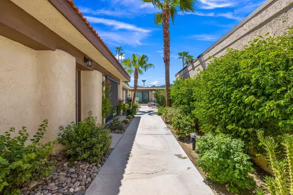 Palm Desert, CA 92260,73315 Shadow Mountain DR #8