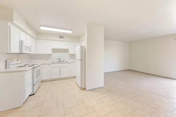 Palm Springs, CA 92262,1413 Sunflower CIR