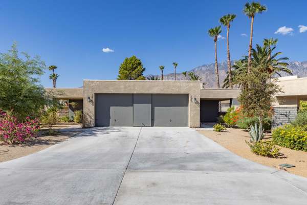 1413 Sunflower CIR, Palm Springs, CA 92262