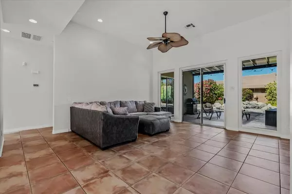 Palm Desert, CA 92211,81 Sedona CT