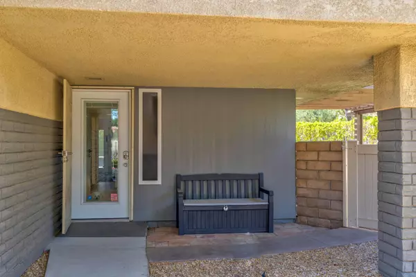 Palm Springs, CA 92262,1549 Sunflower CT