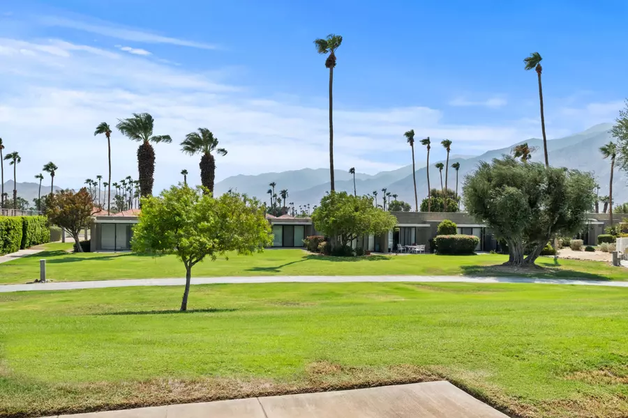 830 N Calle De Mimosas, Palm Springs, CA 92262