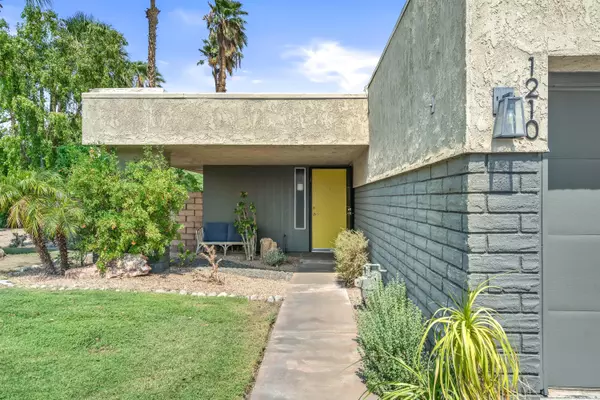 Palm Springs, CA 92262,1210 Sunflower LN