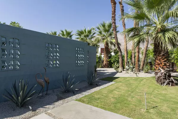 Palm Springs, CA 92262,1055 E Granvia Valmonte