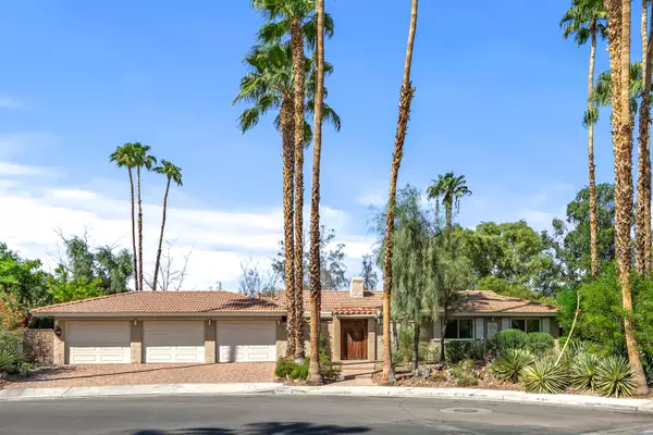 2996 E Alta Loma DR, Palm Springs, CA 92264