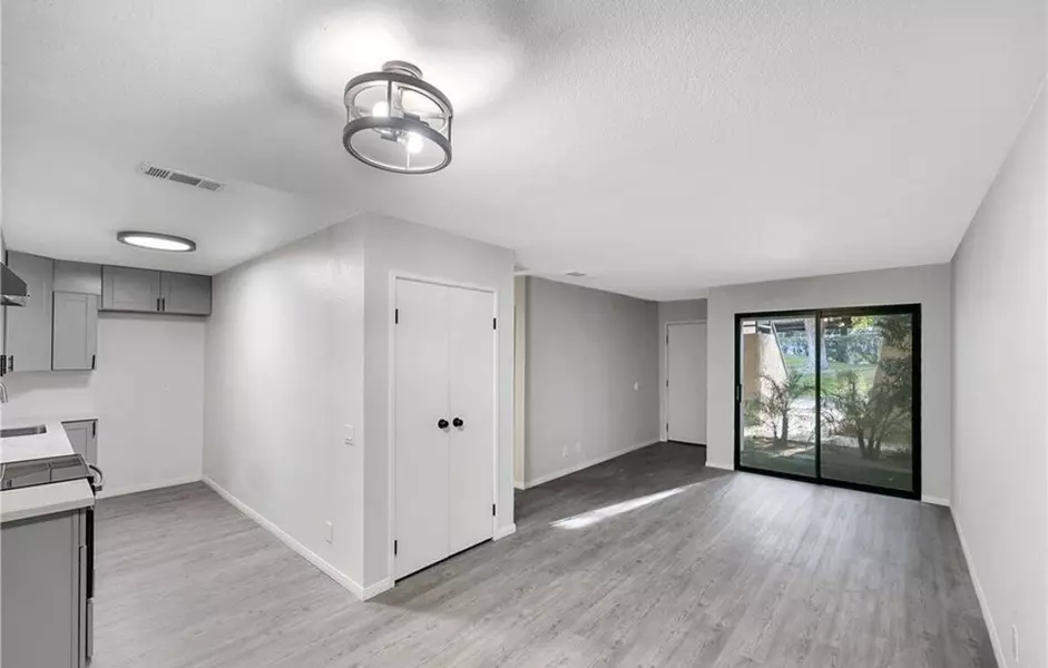 2812 N Auburn CT #109, Palm Springs, CA 92240