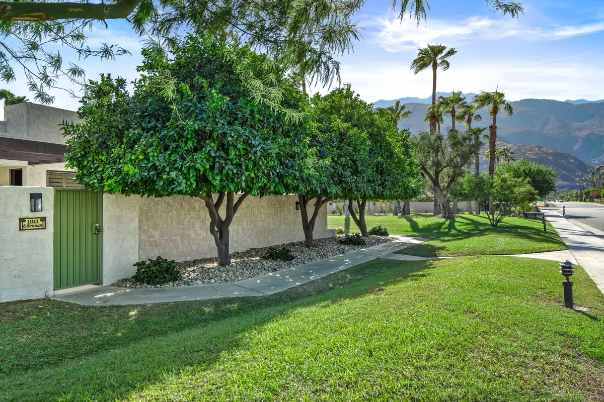 Palm Springs, CA 92262,1311 E Amado RD