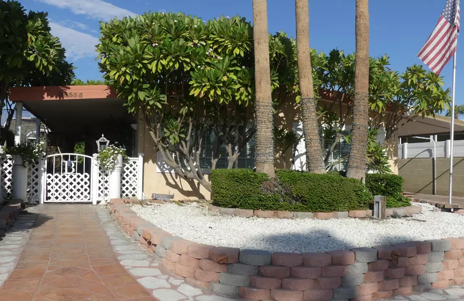 38535 Cactus LN, Palm Desert, CA 92260