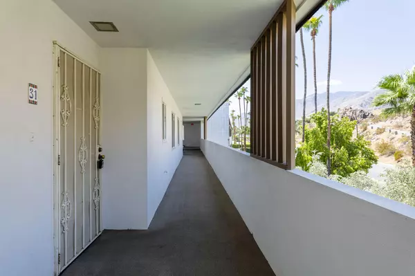 Palm Springs, CA 92264,2396 S Palm Canyon DR #31