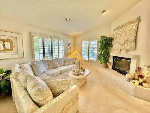 Palm Springs, CA 92264,209 W Crestview DR