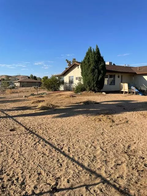 Yucca Valley, CA 92284,58573 Sunflower DR