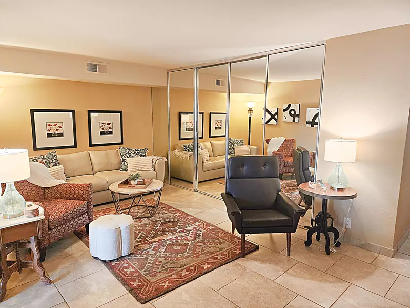 5225 E Waverly DR #66, Palm Springs, CA 92264