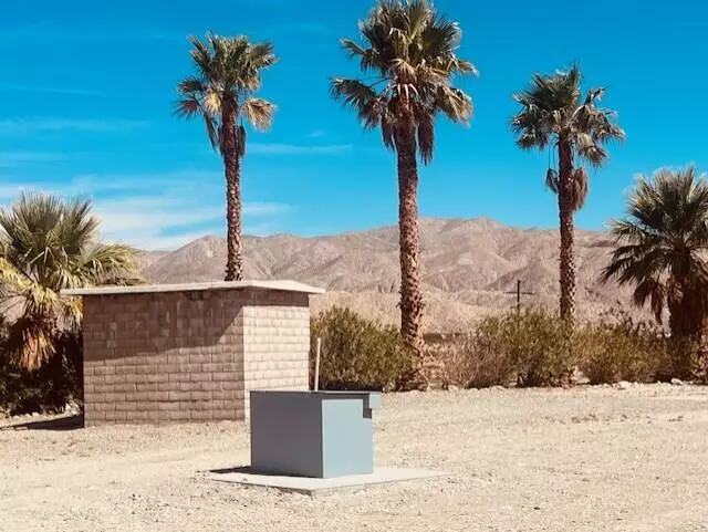 15695 W Vista CIR, Desert Hot Springs, CA 92241