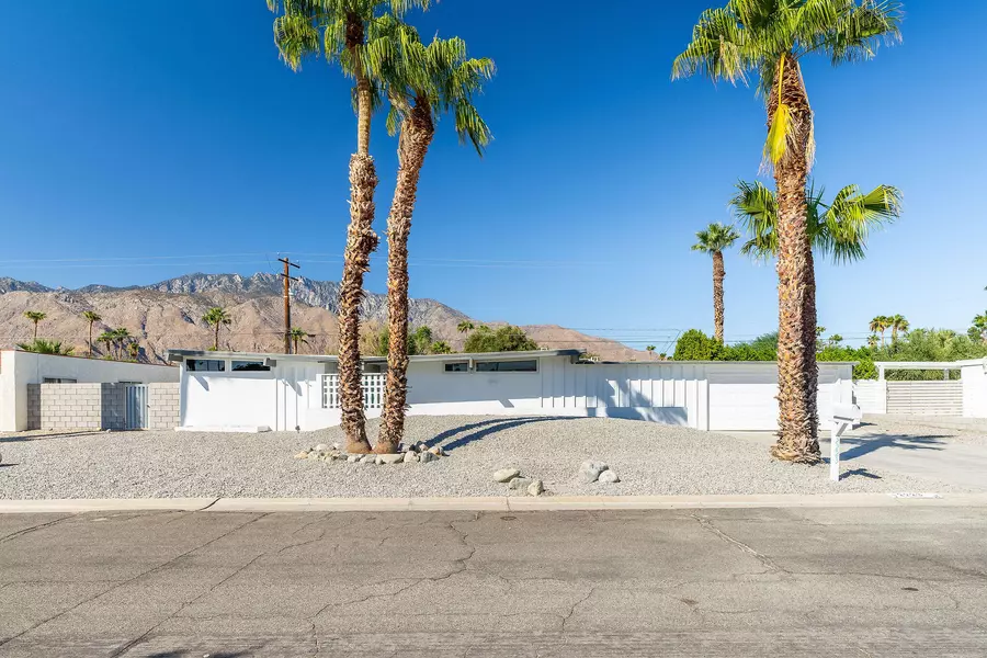 2223 N Magnolia RD, Palm Springs, CA 92262