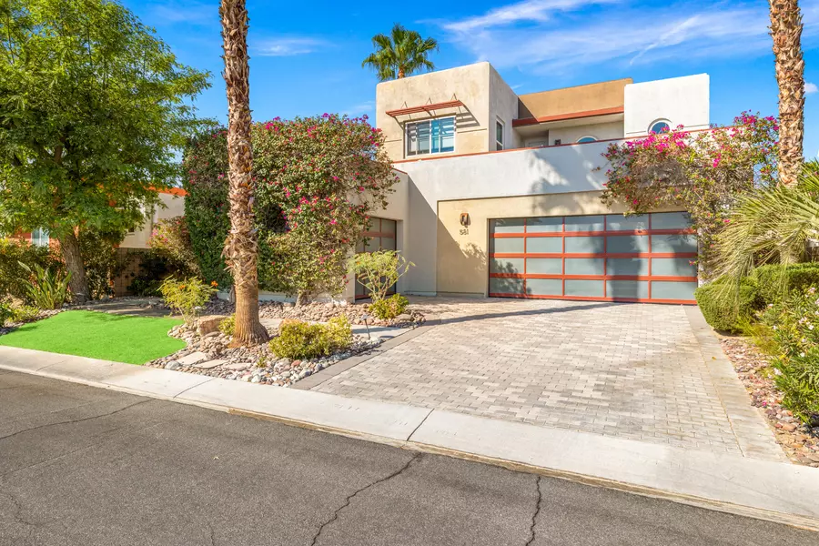 581 Skylar LN, Palm Springs, CA 92262