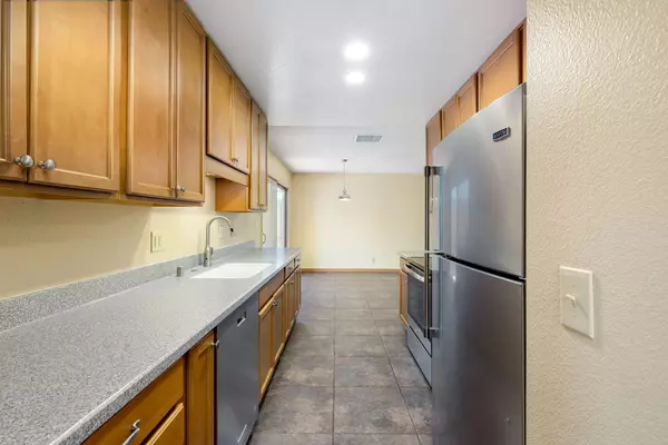 La Quinta, CA 92253,54540 Avenida Velasco