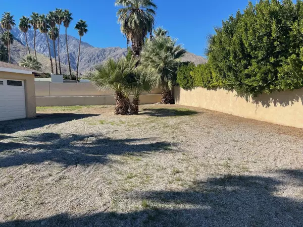 Palm Springs, CA 92262,2107 N Vista Grande AVE