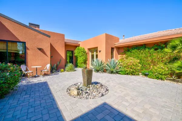 La Quinta, CA 92253,50295 Via Puente