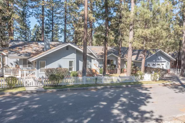 Big Bear Lake, CA 92315,210 Pinecrest DR