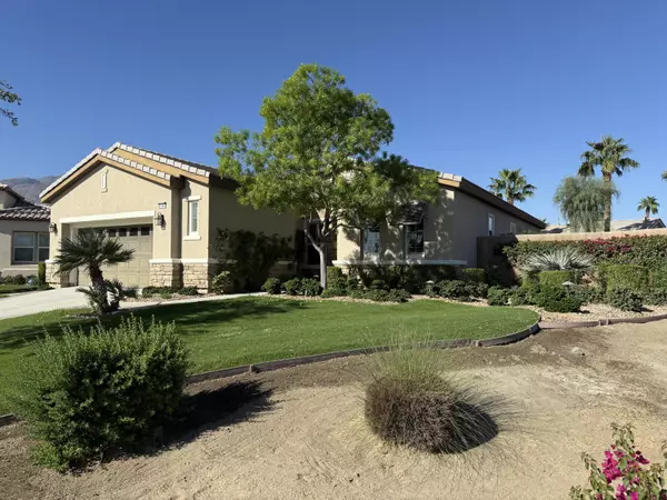 La Quinta, CA 92253,81450 Moonstone CT